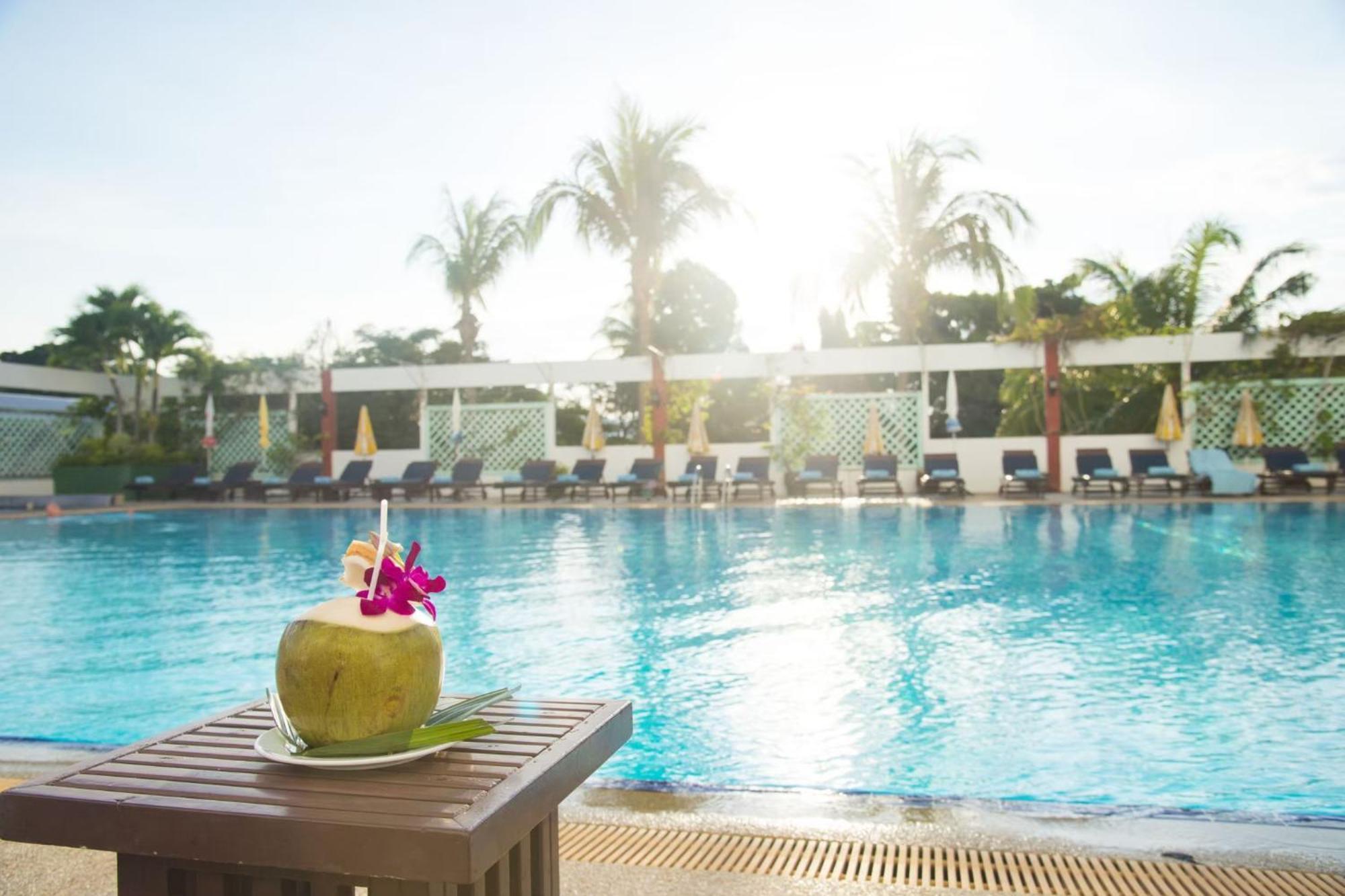 Hua Hin Grand Hotel And Plaza - Sha Extra Plus Exterior photo